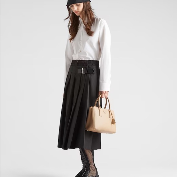 Authentic Prada Saffiano Lux Double Zip Tote - Picture 11 of 11